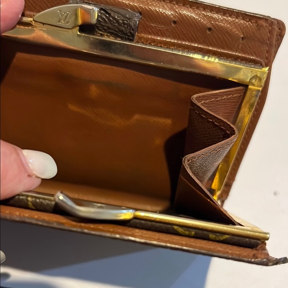 Louis Vuitton Brown and Gold Monogram Clasp Wallet - Picture 8 of 9
